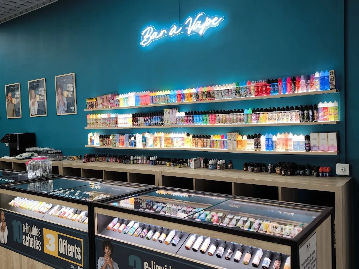 Corner e-liquides HappeSmoke Uzès